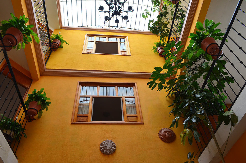 Hotel Posada Camelinas Pátzcuaro Exterior foto